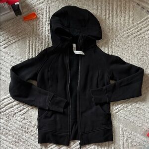 Lululemon women’s Black Hoodie